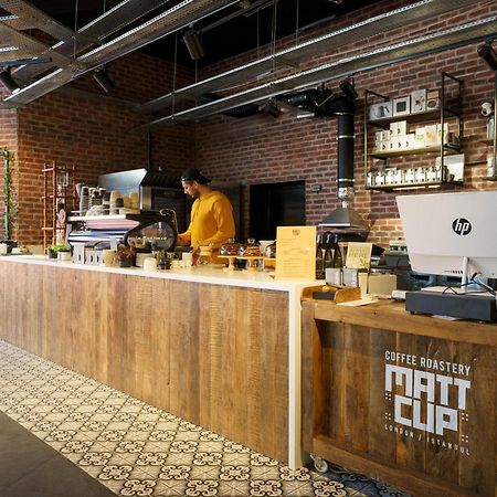 Panther House By Oval London Rum bild
